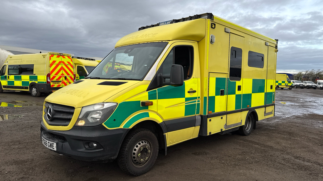 MERCEDES-BENZ SPRINTER 519 CDI - Ambulância: foto 2 MERCEDES-BENZ SPRINTER 519 CDI - Ambulância: foto 2