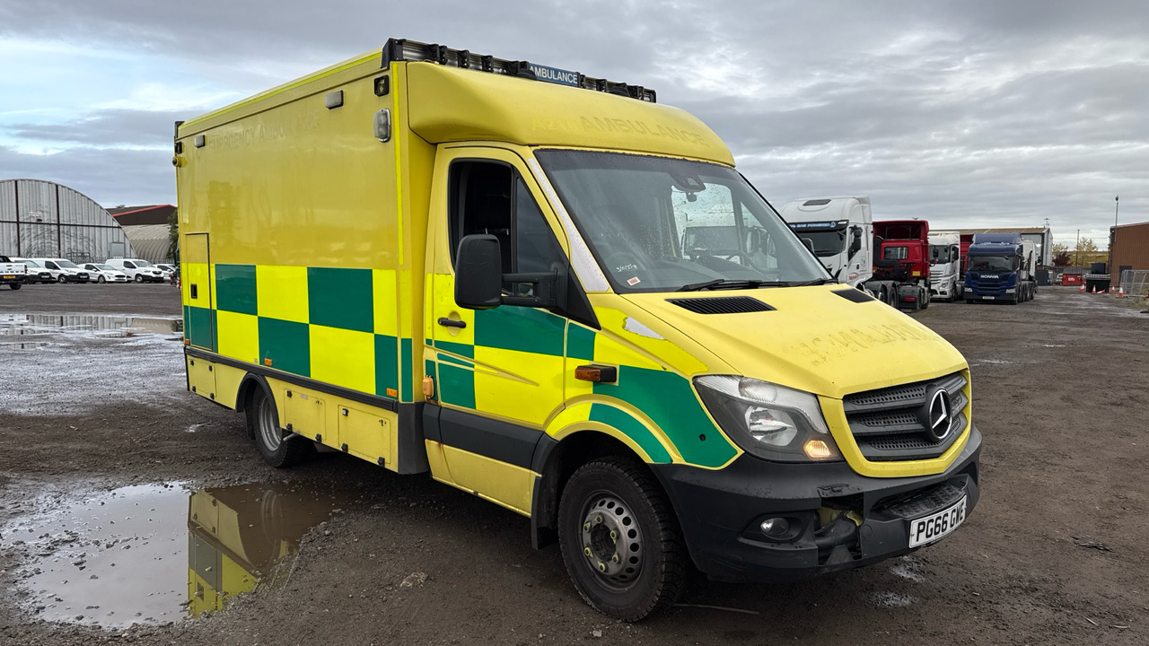 MERCEDES-BENZ SPRINTER  519 CDI - Ambulância: foto 1 MERCEDES-BENZ SPRINTER  519 CDI - Ambulância: foto 1