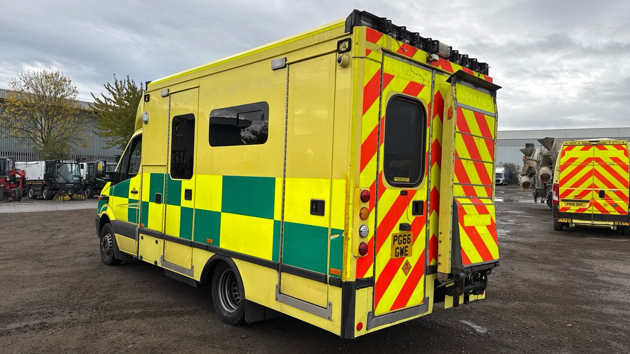 MERCEDES-BENZ SPRINTER  519 CDI - Ambulância: foto 3 MERCEDES-BENZ SPRINTER  519 CDI - Ambulância: foto 3