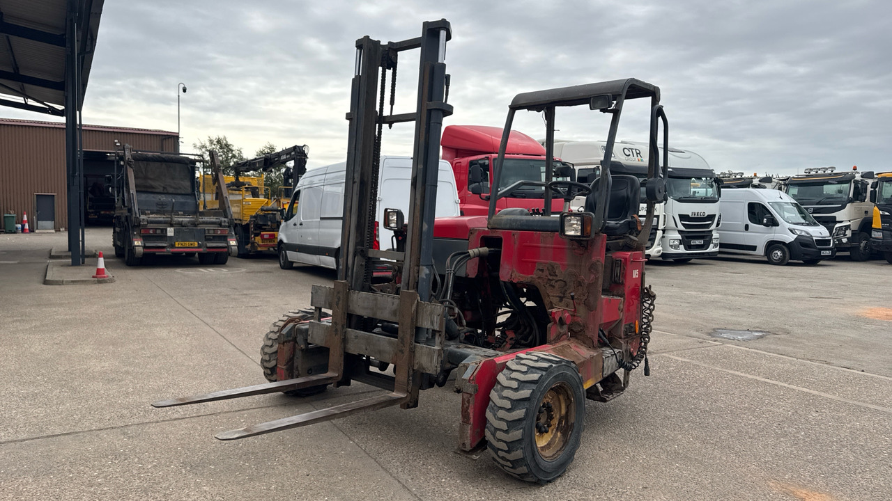 MOFFETT M5 20.3 - Empilhador montado em camião: foto 1 MOFFETT M5 20.3 - Empilhador montado em camião: foto 1