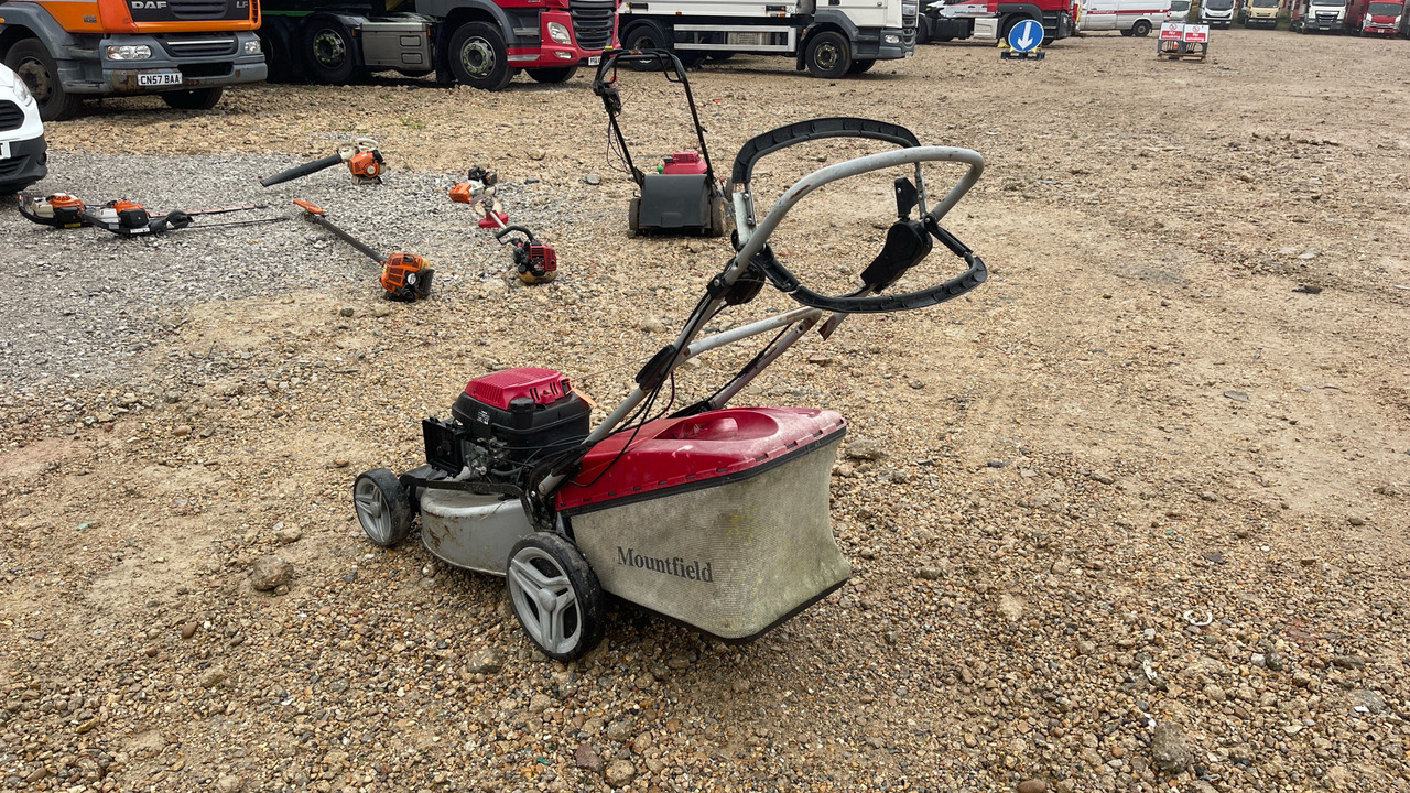MOUNTFIELD SP535 PEDESTRIAN MOWER - Equipamento de construção: foto 3 MOUNTFIELD SP535 PEDESTRIAN MOWER - Equipamento de construção: foto 3