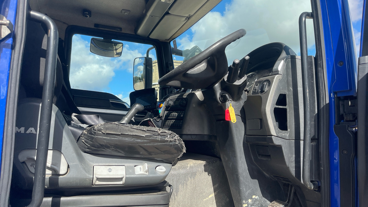 Man TGM 18.250 - Camião de caixa aberta/ Plataforma, Camião grua: foto 5 Man TGM 18.250 - Camião de caixa aberta/ Plataforma, Camião grua: foto 5