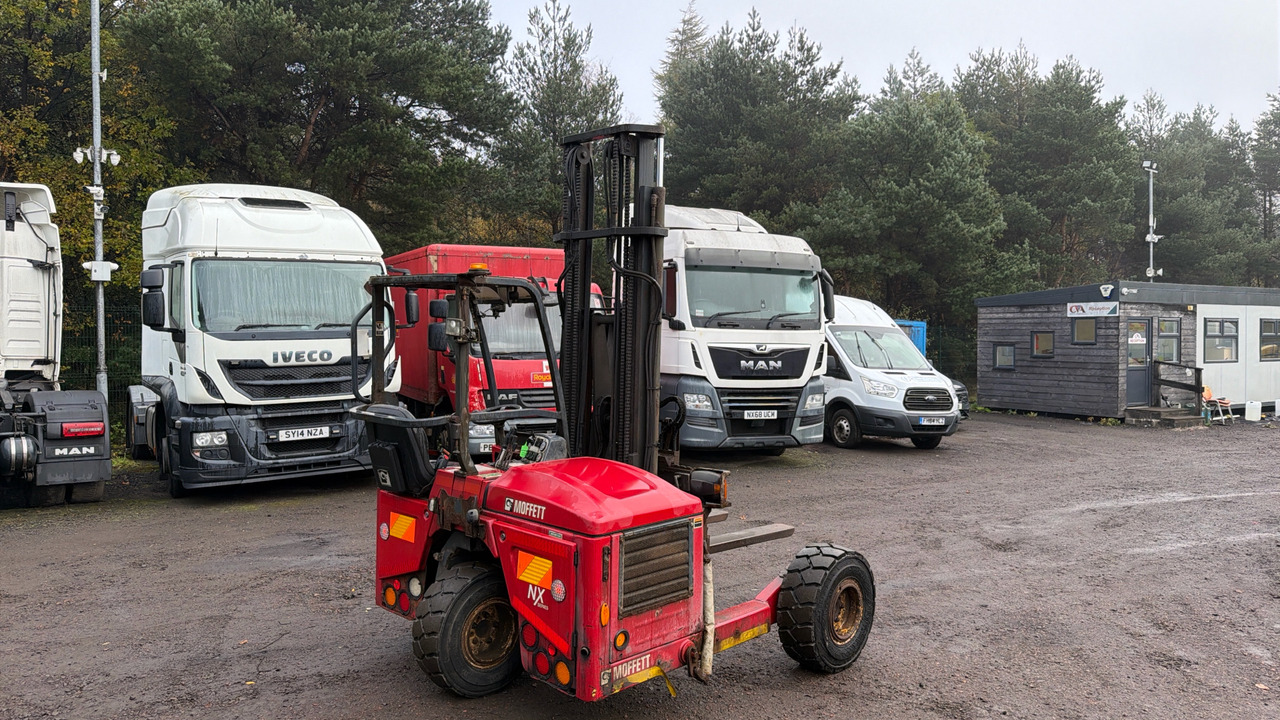 MOFFETT M4 20.3 - Máquina de outro: foto 3 MOFFETT M4 20.3 - Máquina de outro: foto 3