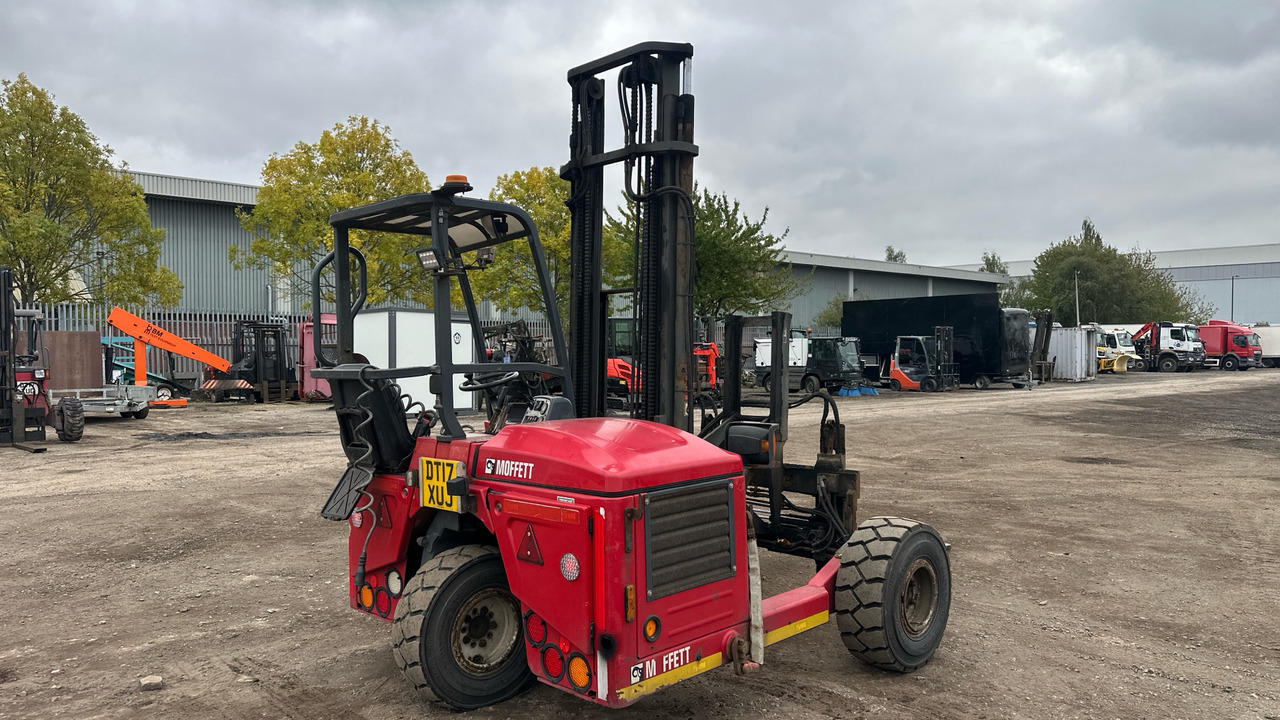 MOFFETT M4 20.3 - Máquina de outro: foto 4 MOFFETT M4 20.3 - Máquina de outro: foto 4