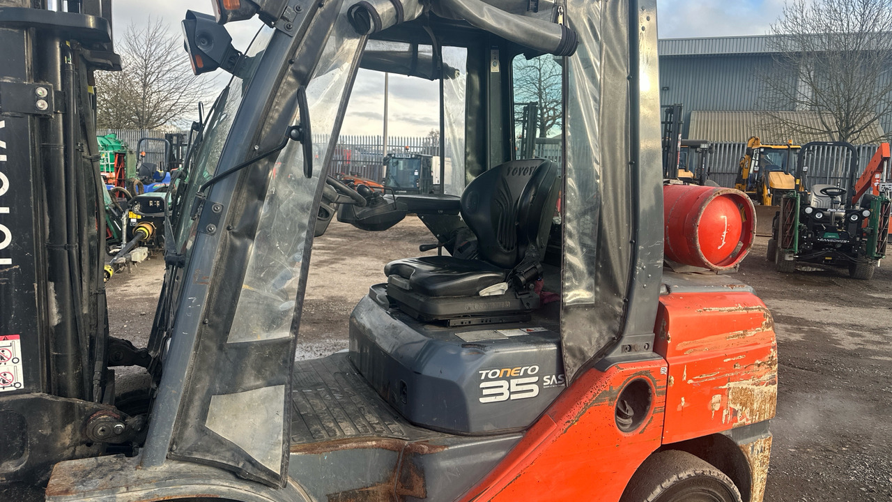 TOYOTA TONERO 35 - Máquina de outro: foto 5 TOYOTA TONERO 35 - Máquina de outro: foto 5