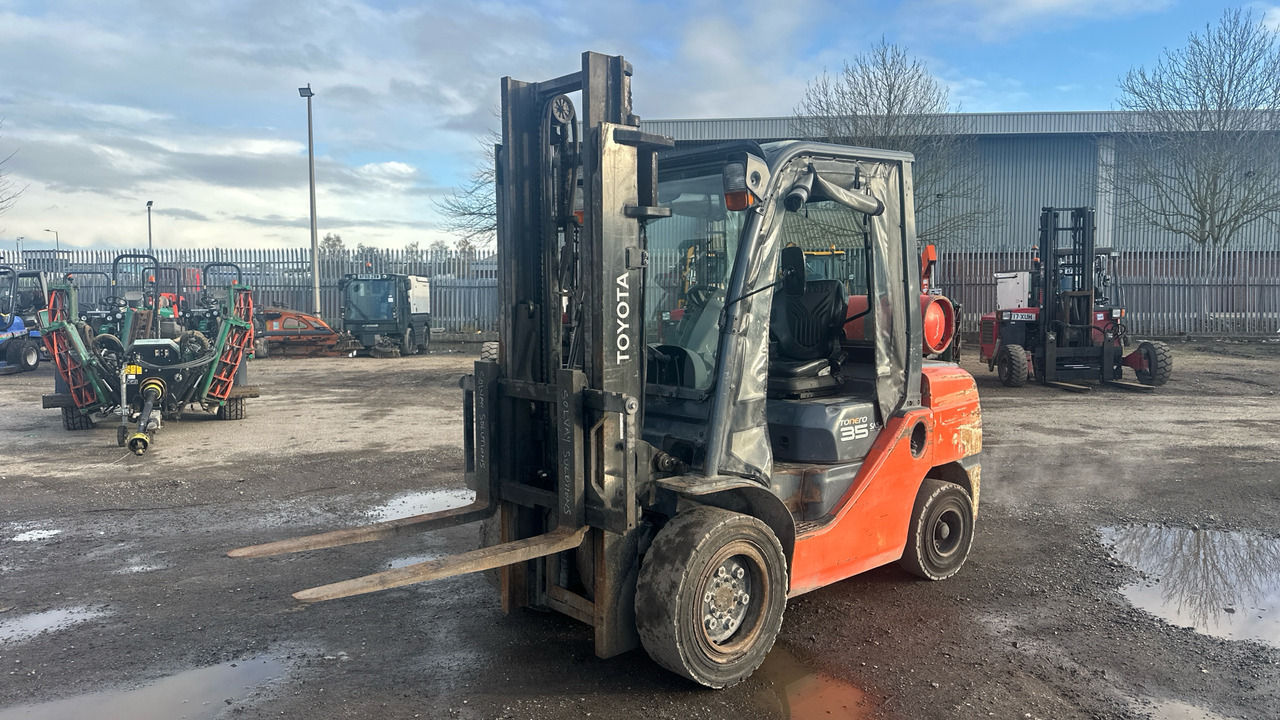 TOYOTA TONERO 35 - Máquina de outro: foto 2 TOYOTA TONERO 35 - Máquina de outro: foto 2