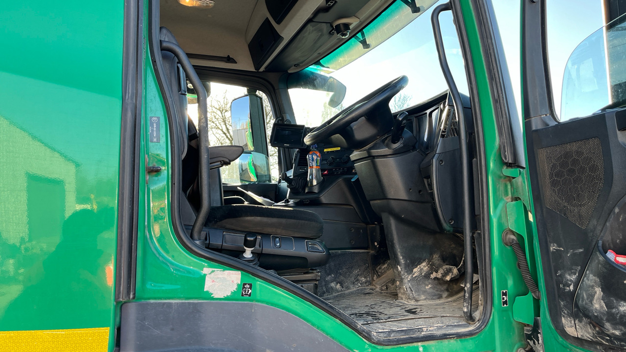 Mercedes-Benz Arocs 3240 - Camião basculante: foto 5 Mercedes-Benz Arocs 3240 - Camião basculante: foto 5