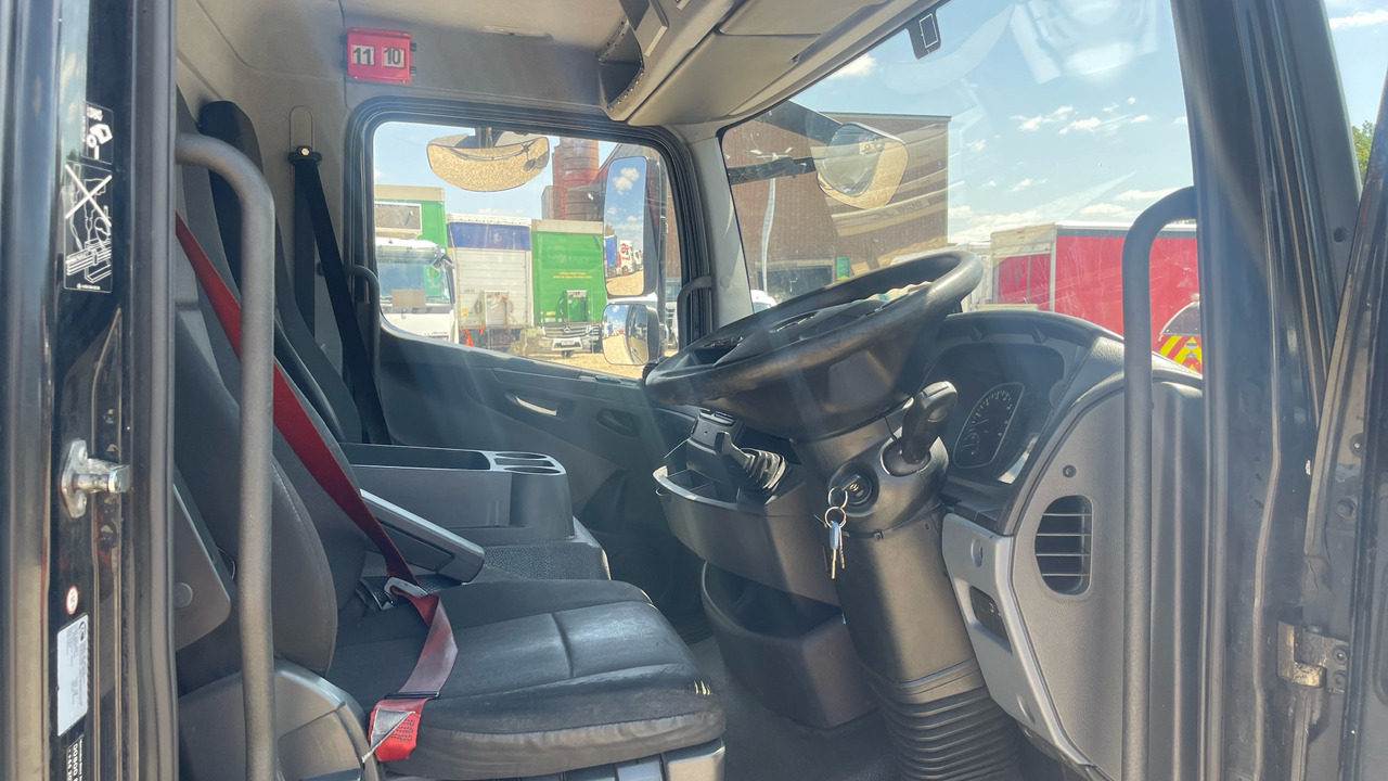 Mercedes-Benz Atego 1018 - Camião furgão: foto 5 Mercedes-Benz Atego 1018 - Camião furgão: foto 5
