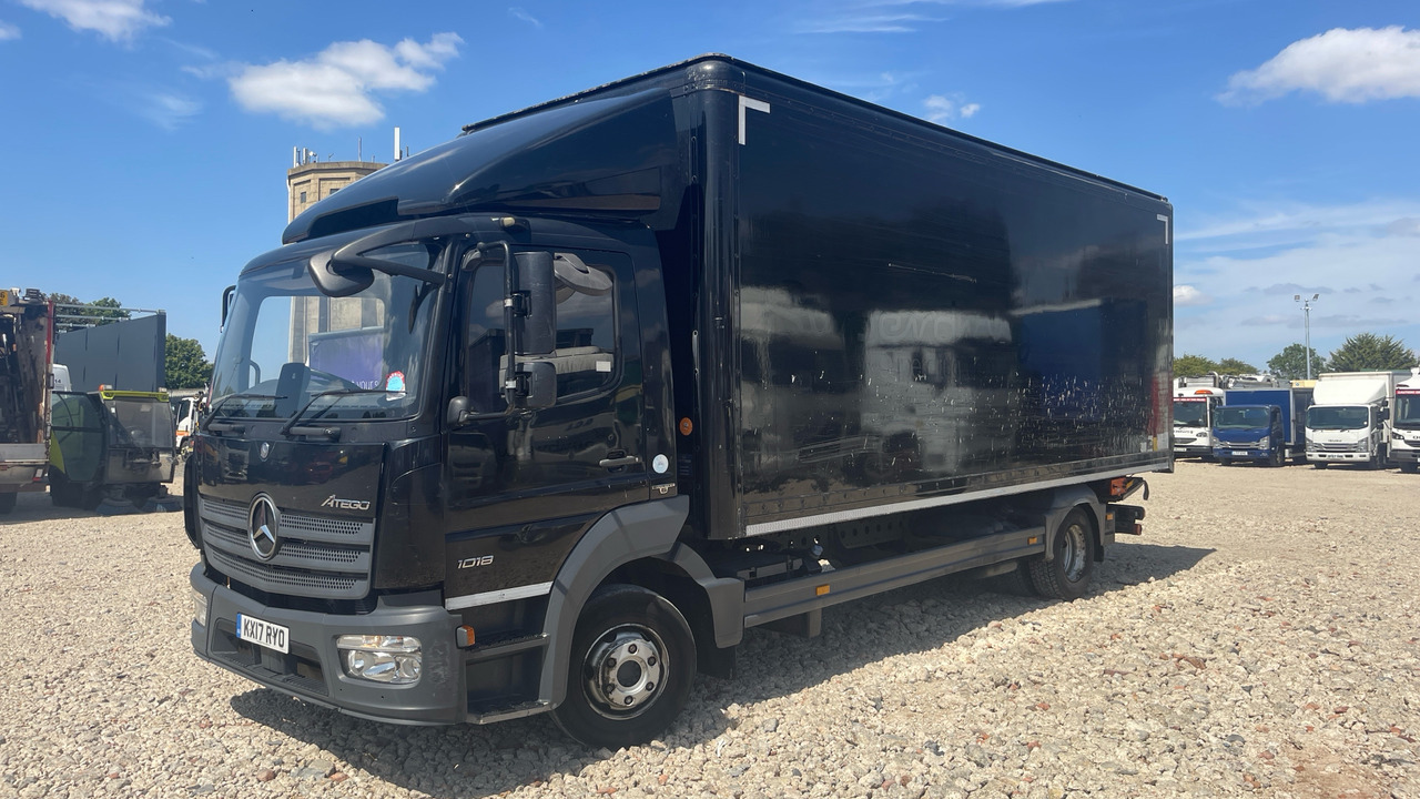 Mercedes-Benz Atego 1018 - Camião furgão: foto 2 Mercedes-Benz Atego 1018 - Camião furgão: foto 2
