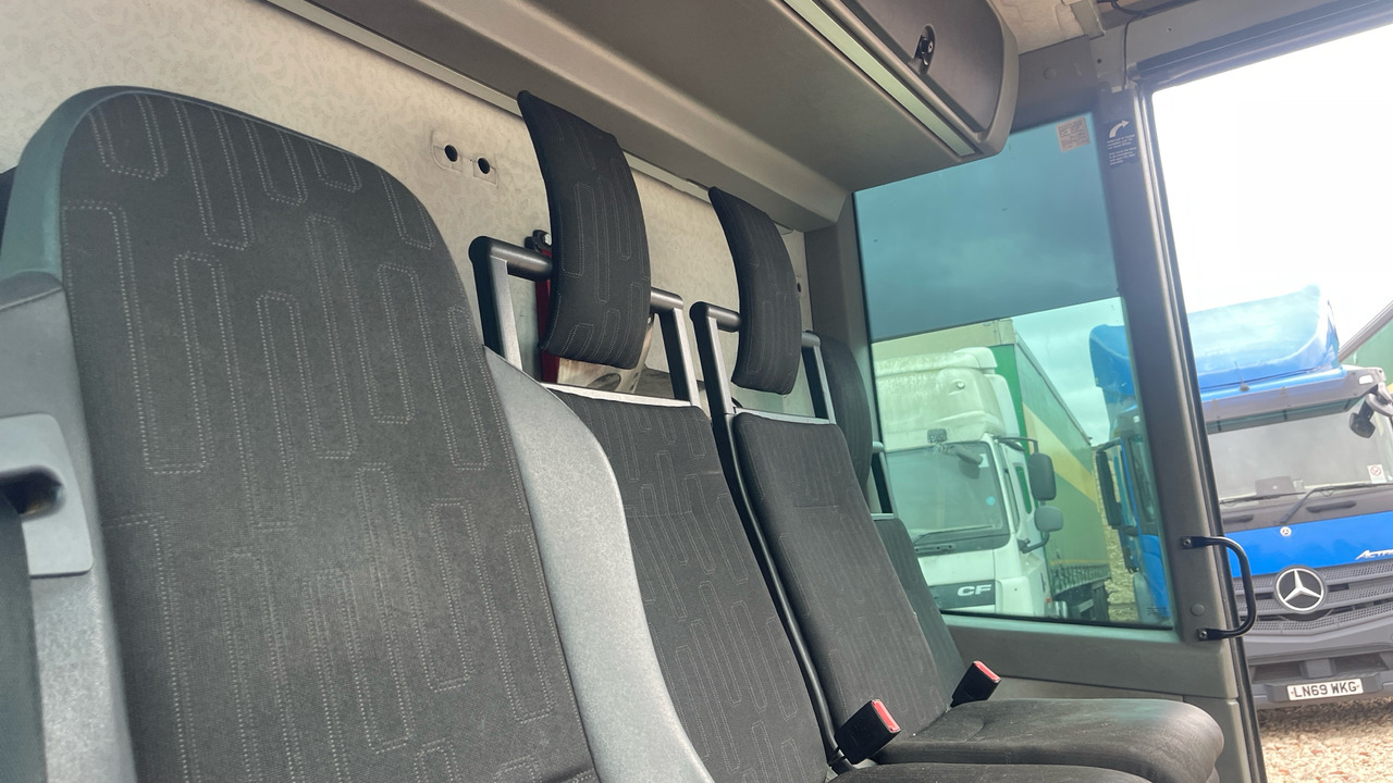 Caminhão de lixo Mercedes-Benz Econic 2630: foto 8