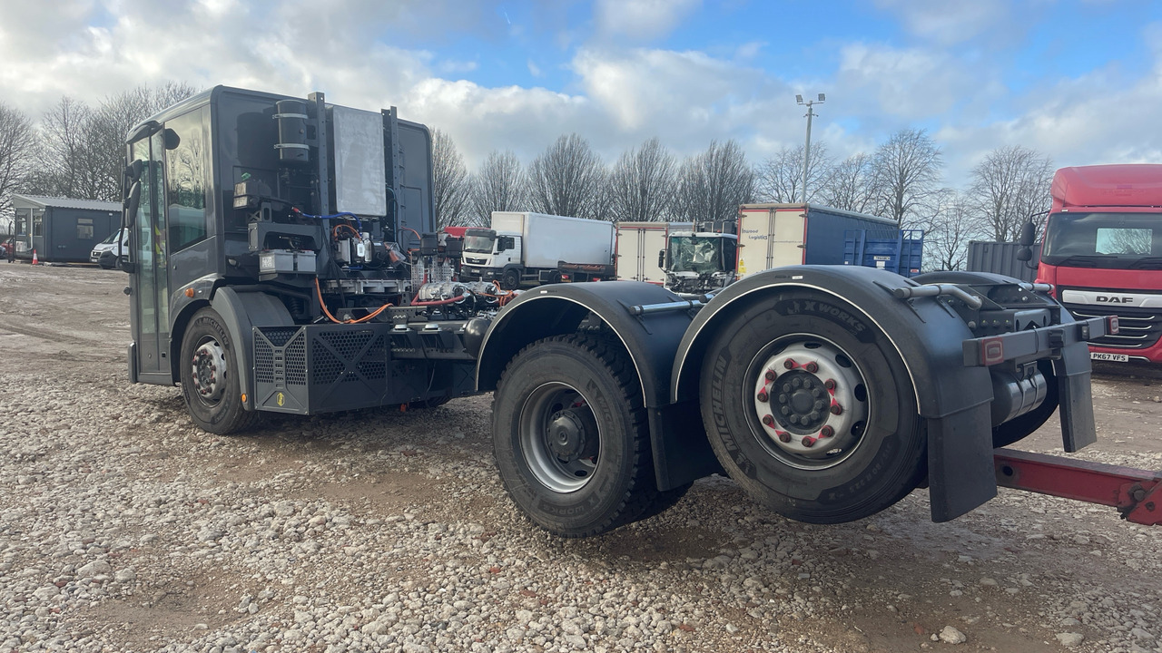 Mercedes-Benz Econic - Camião chassi: foto 4 Mercedes-Benz Econic - Camião chassi: foto 4