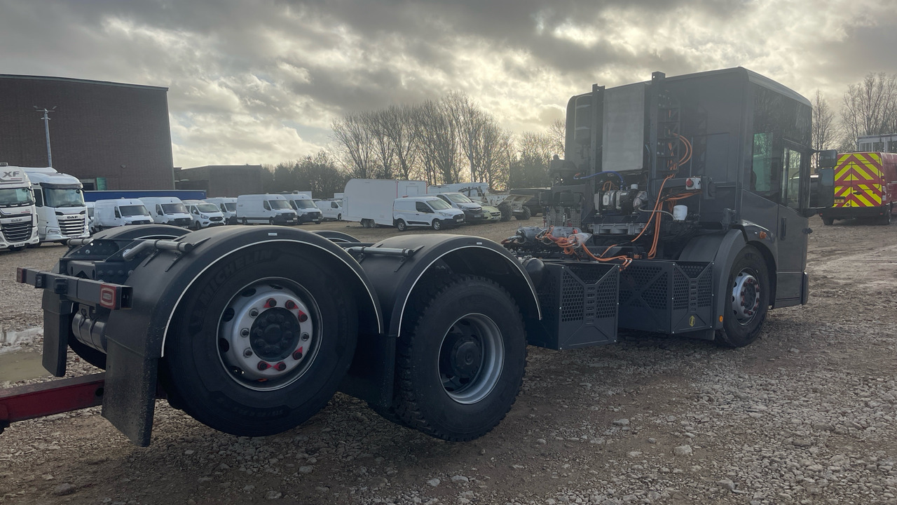 Mercedes-Benz Econic - Camião chassi: foto 5 Mercedes-Benz Econic - Camião chassi: foto 5