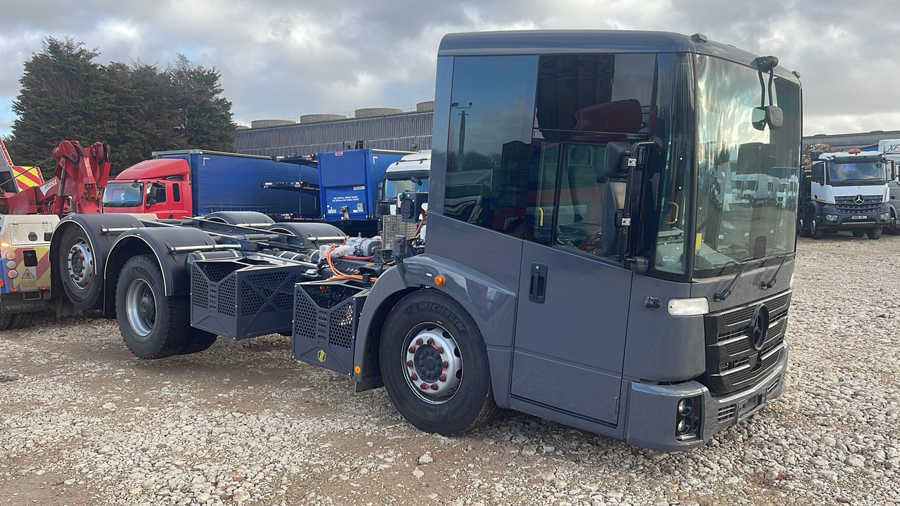 Mercedes-Benz Econic - Camião chassi: foto 1 Mercedes-Benz Econic - Camião chassi: foto 1