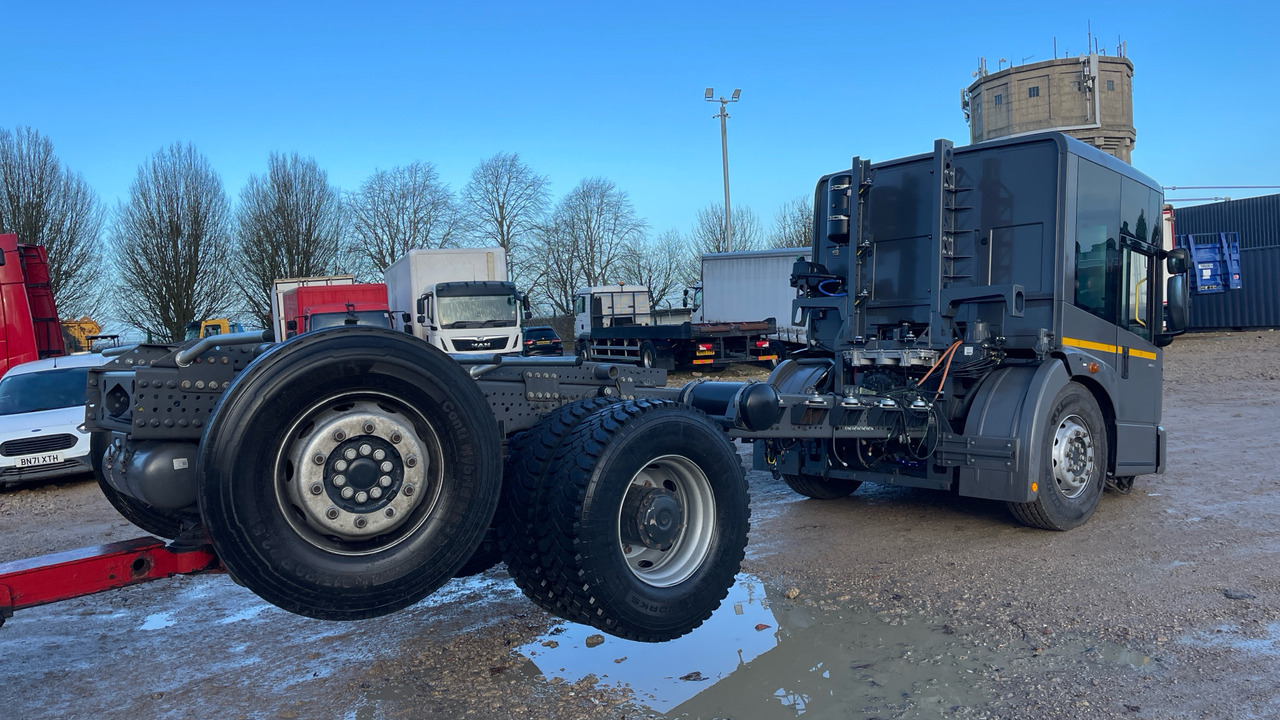 Mercedes-Benz Econic - Camião chassi, Camião eléctrico: foto 5 Mercedes-Benz Econic - Camião chassi, Camião eléctrico: foto 5