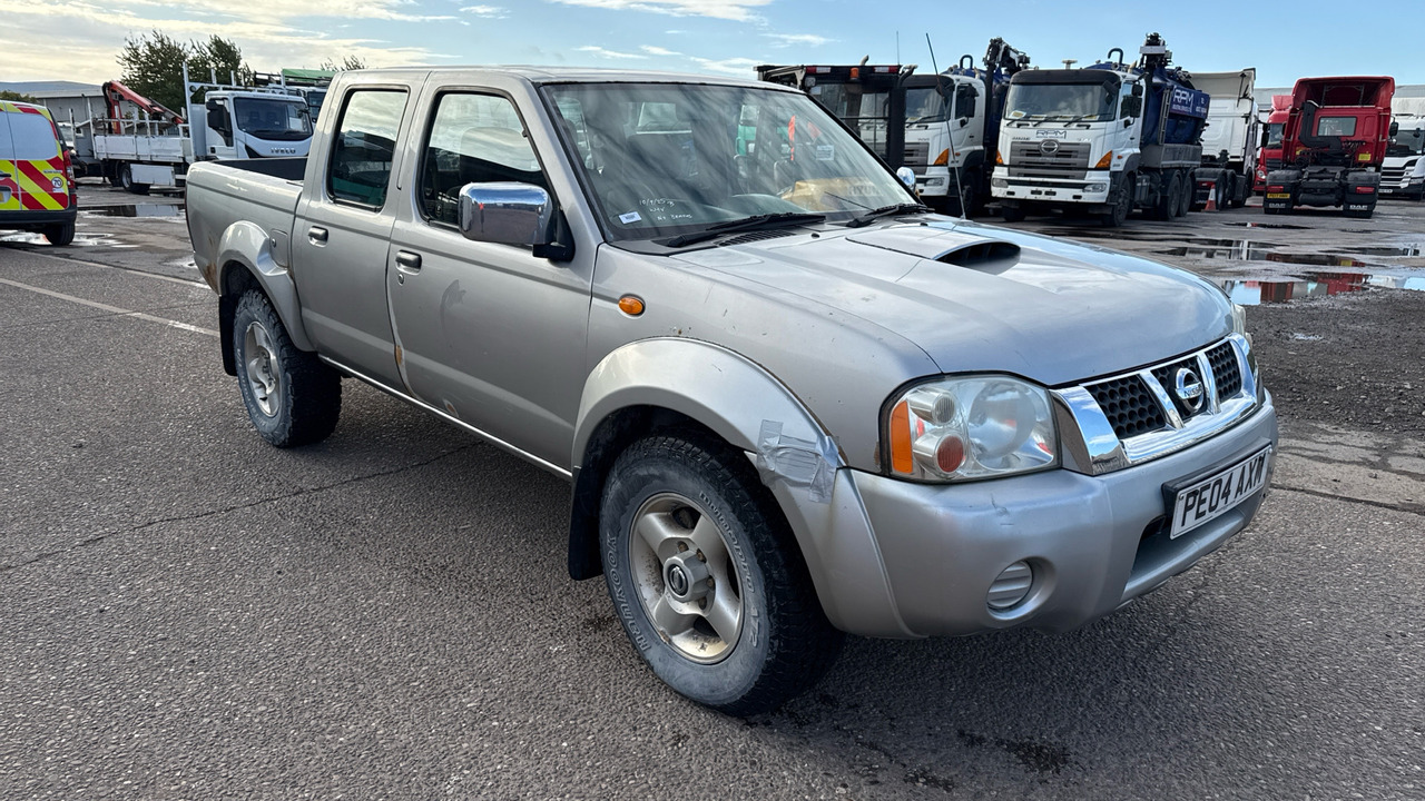 NISSAN D22 2.5 DI - Pick-up, Carrinha cabine dupla: foto 1 NISSAN D22 2.5 DI - Pick-up, Carrinha cabine dupla: foto 1