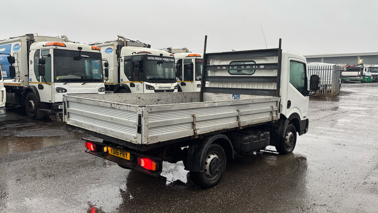 NISSAN NT400 CABSTAR 34.12 DCI - Carrinha de caixa aberta: foto 4 NISSAN NT400 CABSTAR 34.12 DCI - Carrinha de caixa aberta: foto 4