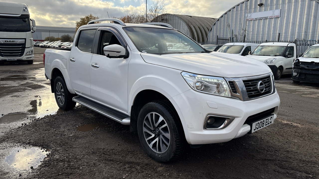 Nissan Navara Tekna 2.3 DCI 190PS - Pick-up: foto 1 Nissan Navara Tekna 2.3 DCI 190PS - Pick-up: foto 1