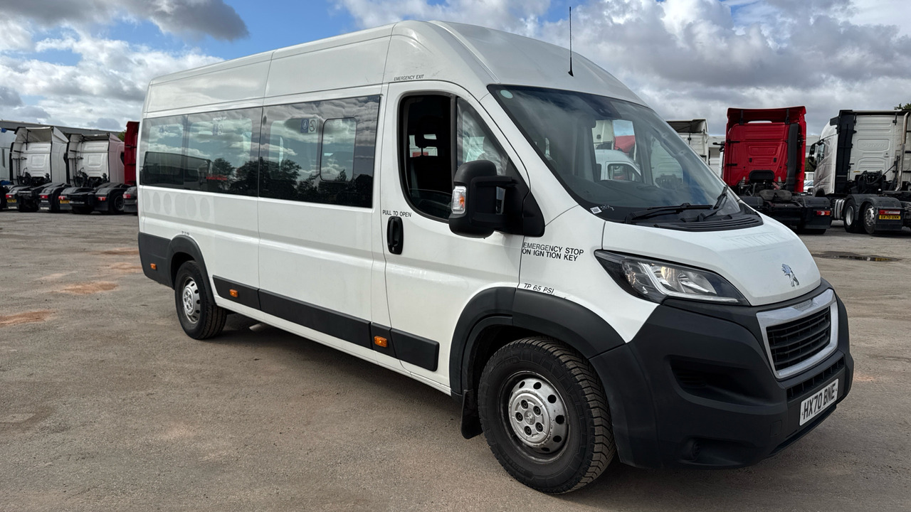 PEUGEOT BOXER 440 2.2 BlueHDi H2 L4 S Window Van 140ps - Minibus, Furgão de passageiros: foto 1 PEUGEOT BOXER 440 2.2 BlueHDi H2 L4 S Window Van 140ps - Minibus, Furgão de passageiros: foto 1