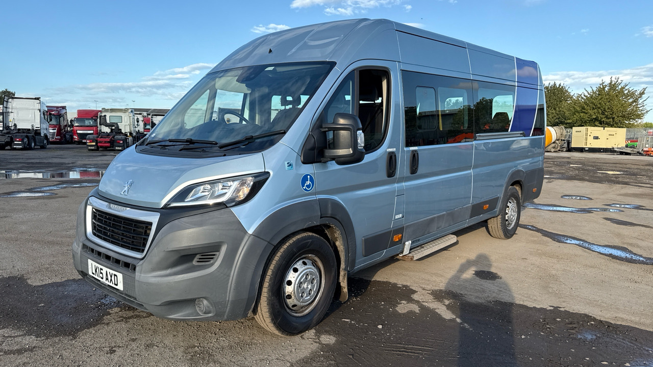 PEUGEOT BOXER 440 2.2 L4H2 HDI - Minibus, Furgão de passageiros: foto 2 PEUGEOT BOXER 440 2.2 L4H2 HDI - Minibus, Furgão de passageiros: foto 2