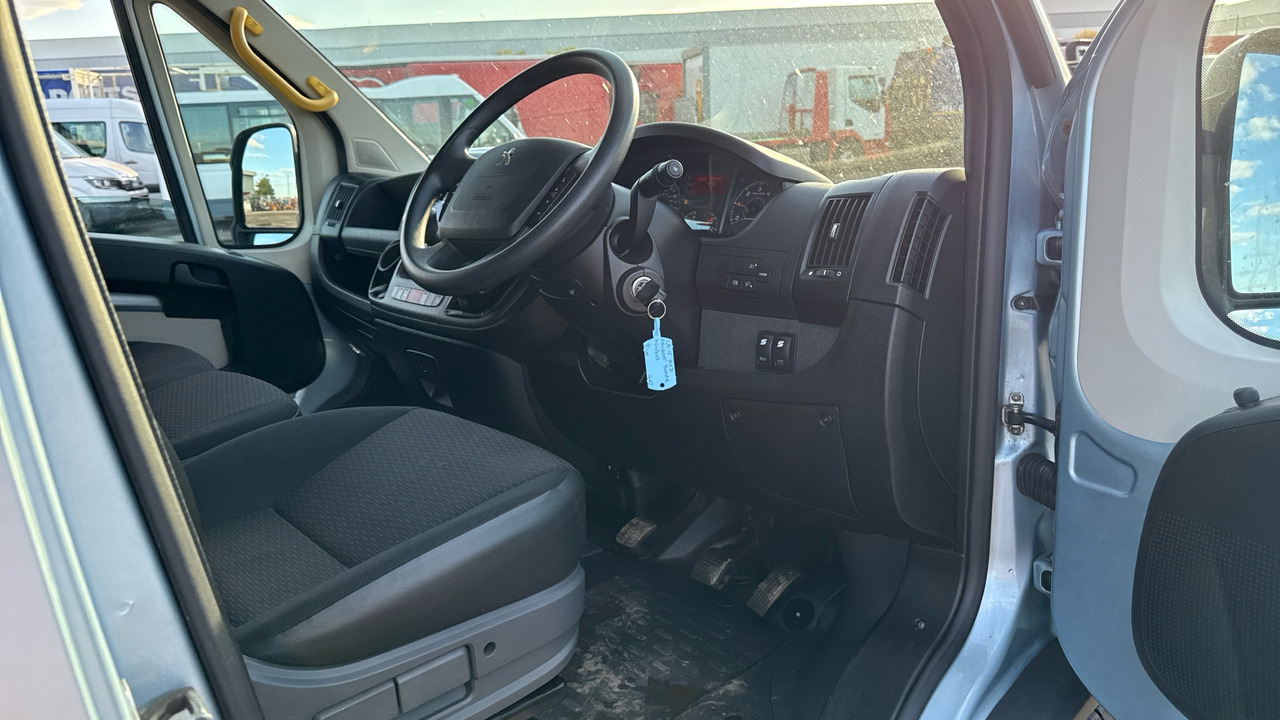 PEUGEOT BOXER 440 2.2 L4H2 HDI - Minibus, Furgão de passageiros: foto 5 PEUGEOT BOXER 440 2.2 L4H2 HDI - Minibus, Furgão de passageiros: foto 5