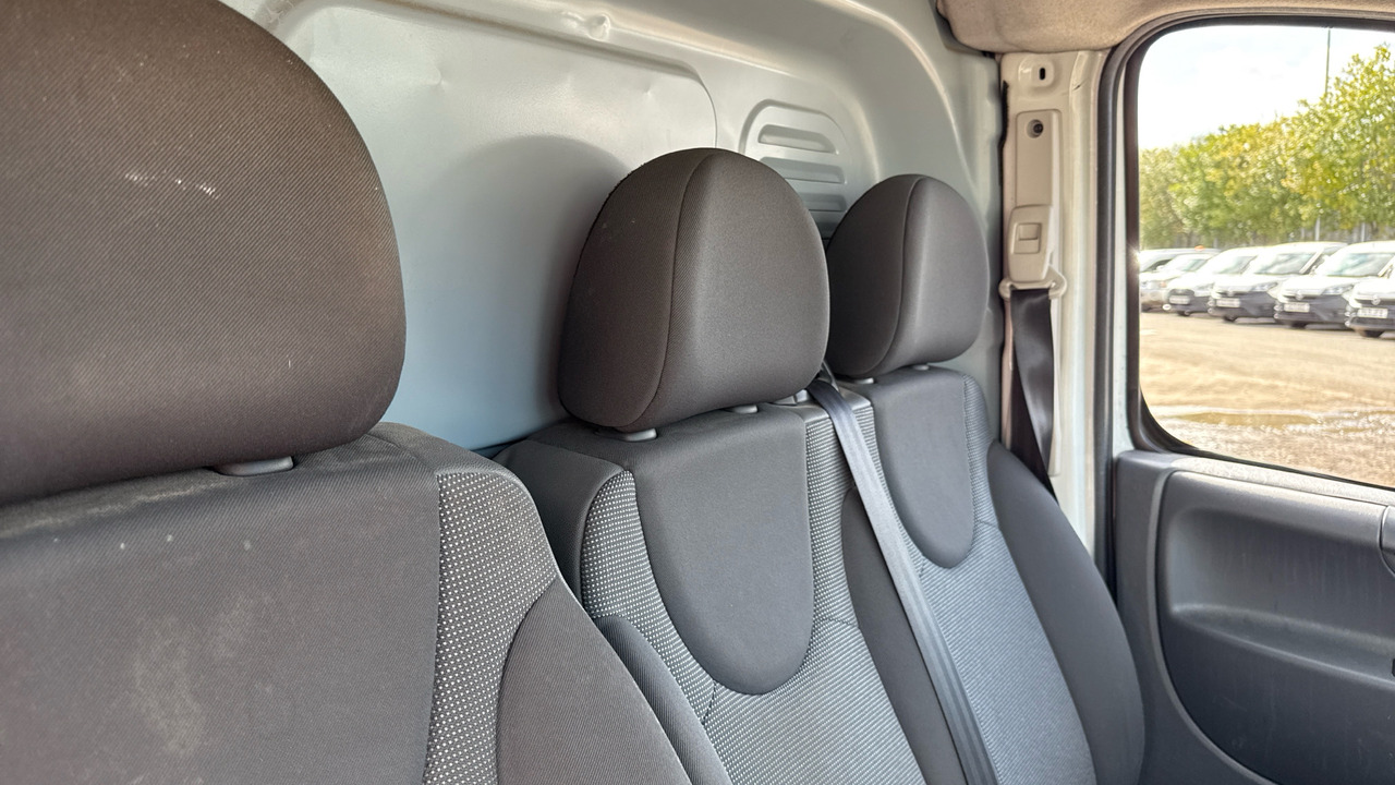 Furgão compacto PEUGEOT EXPERT 1000 1.6 HDI 90PS: foto 8