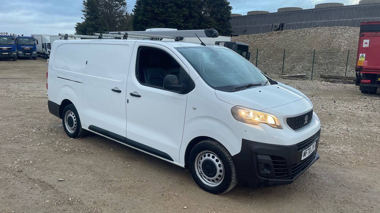 PEUGEOT EXPERT PROFESSBLIONAL 1.5 BLUEHDI - Furgão: foto 1 PEUGEOT EXPERT PROFESSBLIONAL 1.5 BLUEHDI - Furgão: foto 1