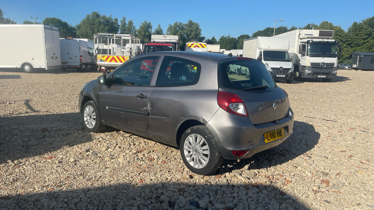 RENAULT CLIO 1.2 16V - Hatchback: foto 3 RENAULT CLIO 1.2 16V - Hatchback: foto 3