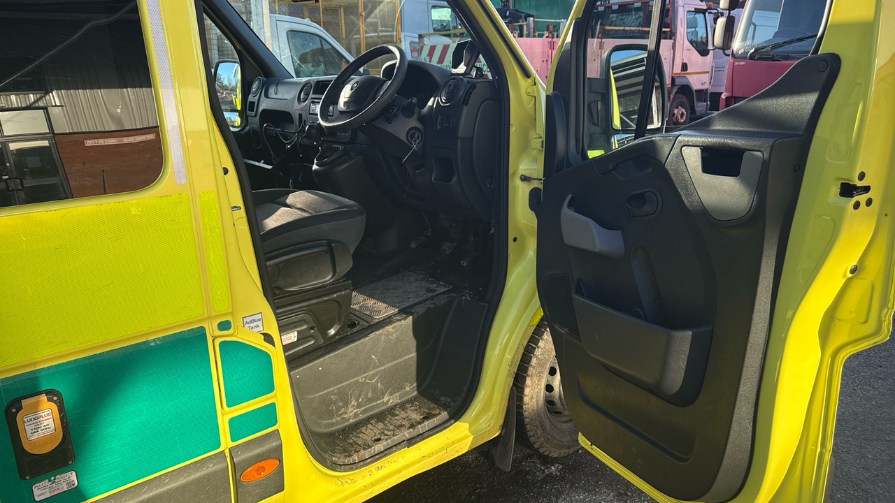 RENAULT MASTER 150.39 - Ambulância: foto 5 RENAULT MASTER 150.39 - Ambulância: foto 5