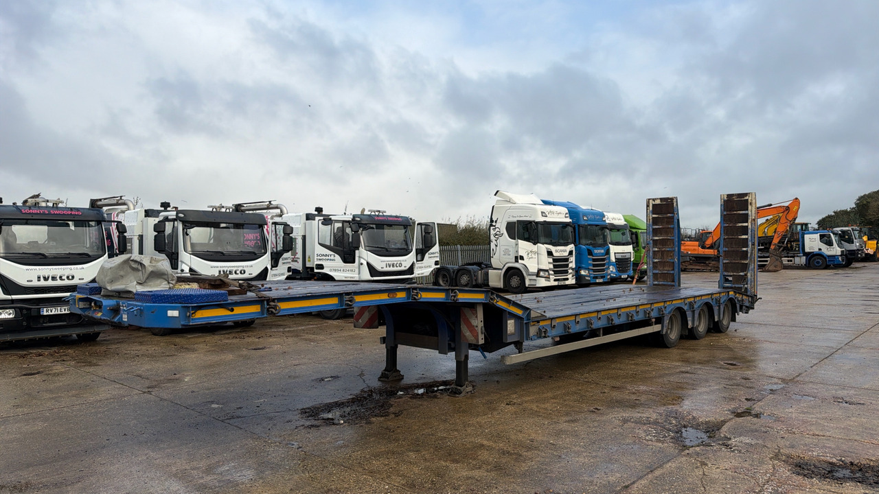 DENNISON MACHINERY-CARRIER - Reboque: foto 1 DENNISON MACHINERY-CARRIER - Reboque: foto 1