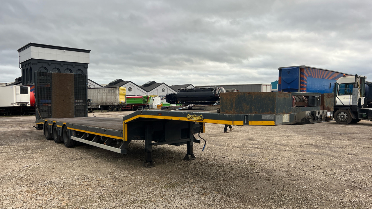 NOOTEBOOM MACHINE CARRIER STEPFRAME - Reboque: foto 2 NOOTEBOOM MACHINE CARRIER STEPFRAME - Reboque: foto 2