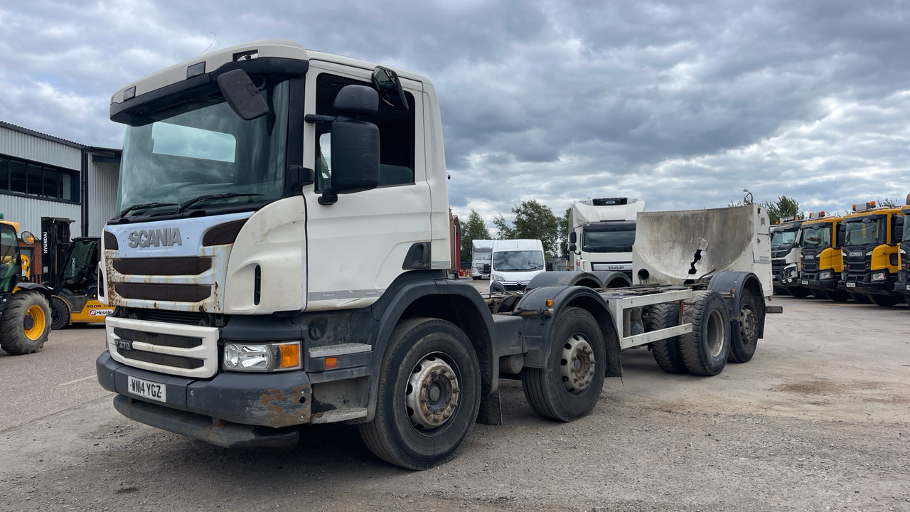 SCANIA P 370 - Camião chassi: foto 2 SCANIA P 370 - Camião chassi: foto 2