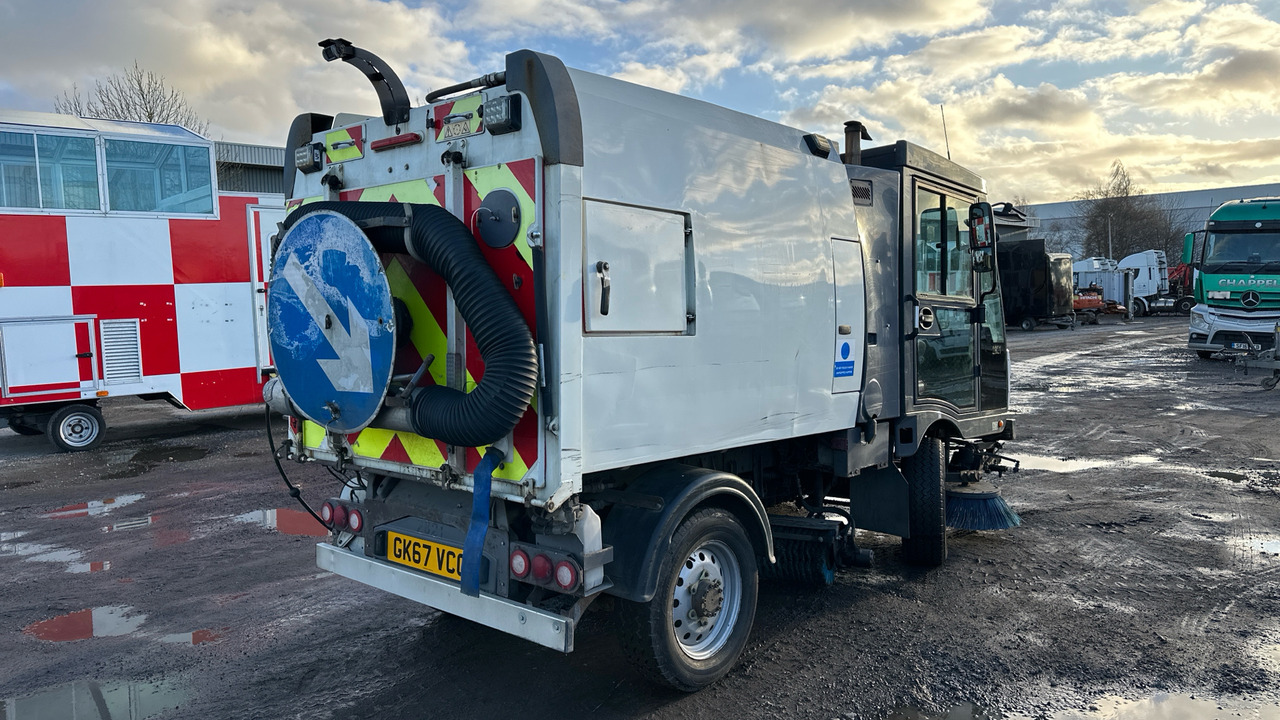 SCARAB M25H - Varredora urbana: foto 4 SCARAB M25H - Varredora urbana: foto 4