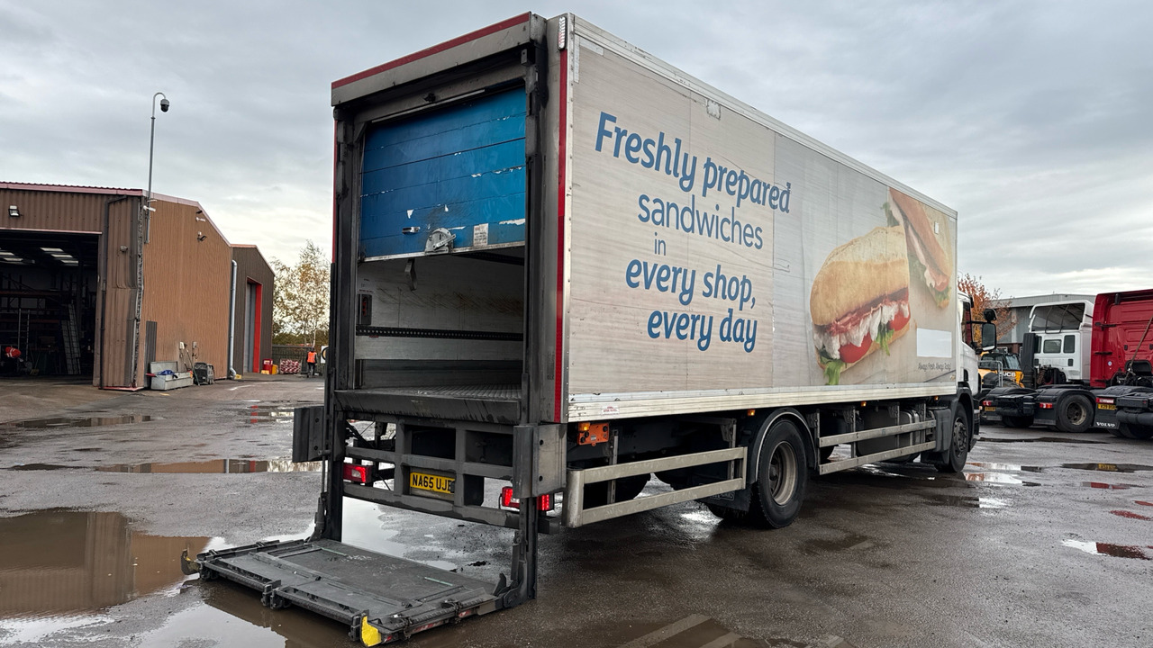 Scania P 250 - Camião frigorífico: foto 4 Scania P 250 - Camião frigorífico: foto 4