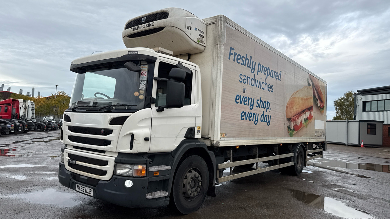 Scania P 250 - Camião frigorífico: foto 2 Scania P 250 - Camião frigorífico: foto 2