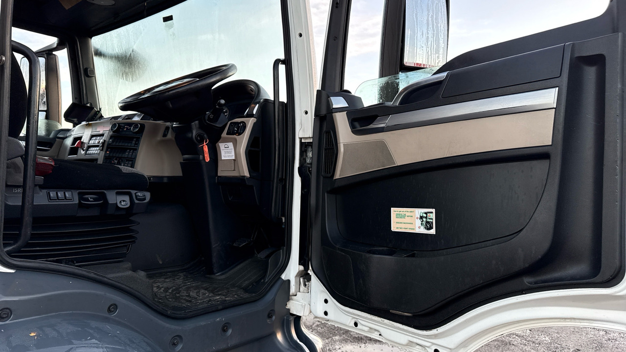 MAN TGS 24.420 - Tractor: foto 5 MAN TGS 24.420 - Tractor: foto 5