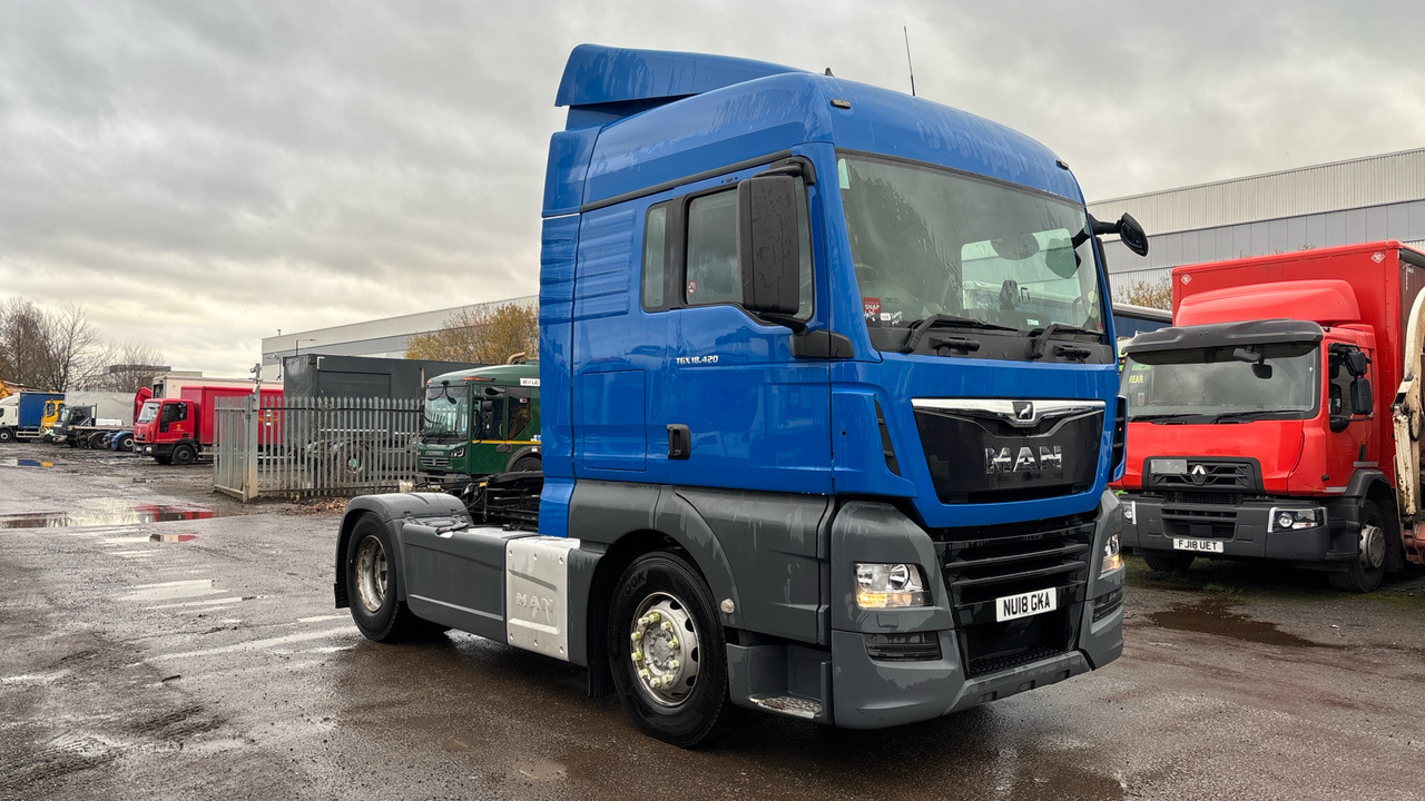 MAN TGX 18.420 - Tractor: foto 1 MAN TGX 18.420 - Tractor: foto 1