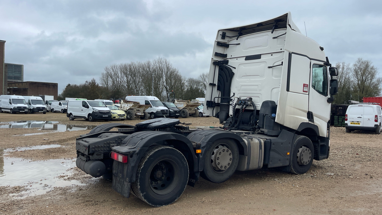 RENAULT T 460 - Tractor: foto 4 RENAULT T 460 - Tractor: foto 4