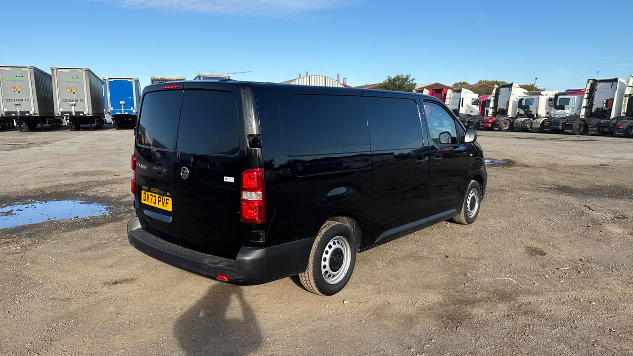 VAUXHALL VIVARO 3100 2.0d 145PS Prime H1 - Furgão compacto: foto 4 VAUXHALL VIVARO 3100 2.0d 145PS Prime H1 - Furgão compacto: foto 4
