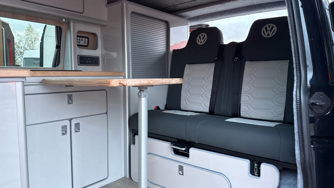 Campervan VOLKSWAGEN TRANSPORTER T28 2.0 TDI 110PS HIGHLINE CAMPER VAN: foto 20 Campervan VOLKSWAGEN TRANSPORTER T28 2.0 TDI 110PS HIGHLINE CAMPER VAN: foto 20