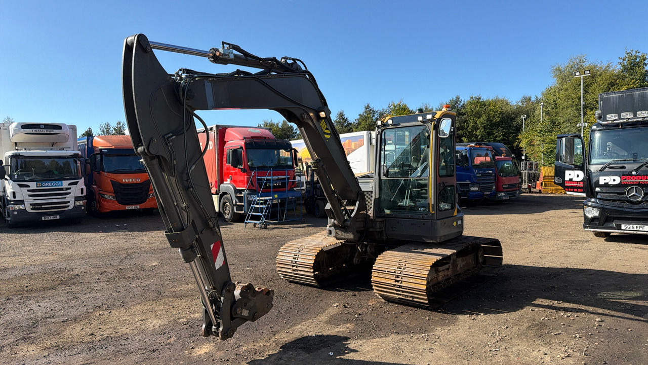 VOLVO ECR88D - Equipamento de construção: foto 2 VOLVO ECR88D - Equipamento de construção: foto 2