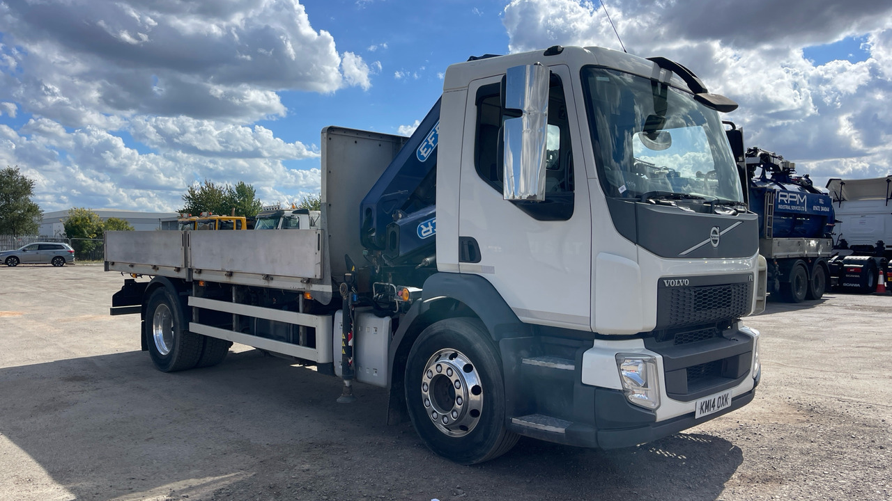 VOLVO FL - Camião de caixa aberta/ Plataforma, Camião grua: foto 1 VOLVO FL - Camião de caixa aberta/ Plataforma, Camião grua: foto 1