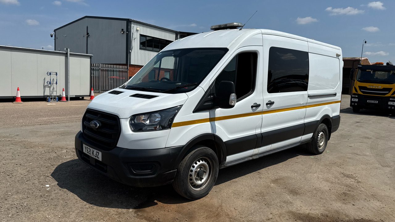 FORD TRANSIT 350 2.0 ECOBLUE 130PS - Veículo municipal/ Especial, Veículo comercial: foto 2 FORD TRANSIT 350 2.0 ECOBLUE 130PS - Veículo municipal/ Especial, Veículo comercial: foto 2