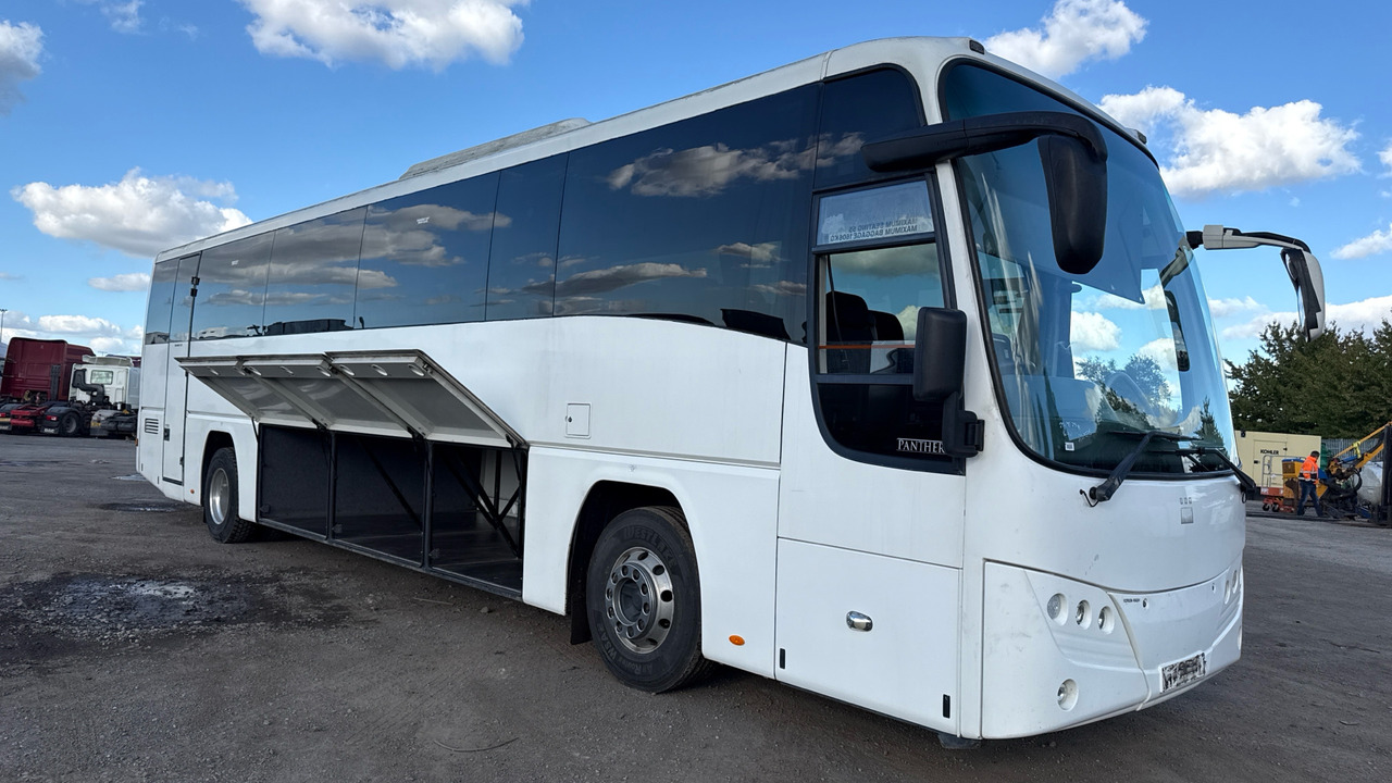 Volvo B9R PLAXTON PANTHER - Autocarro: foto 1 Volvo B9R PLAXTON PANTHER - Autocarro: foto 1