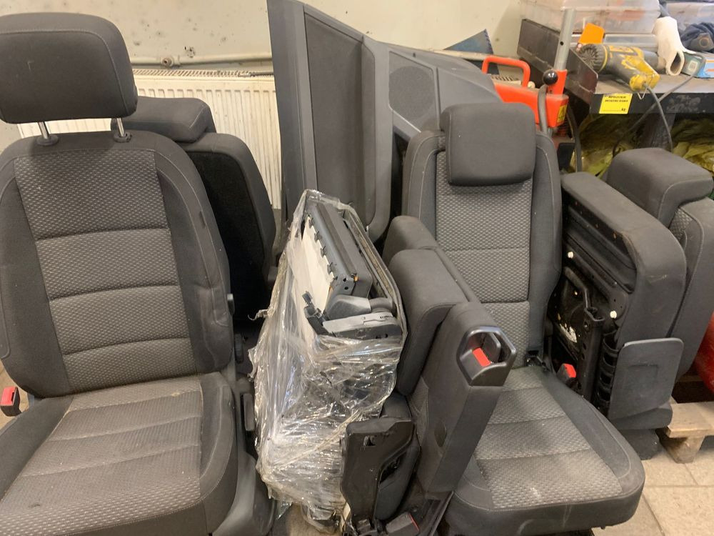 Wnetrze siedzenia Fotele VW Touran 3 III 2019 - Banco para Automóvel: foto 1 Wnetrze siedzenia Fotele VW Touran 3 III 2019 - Banco para Automóvel: foto 1