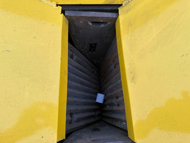 Y405 Y405 - Britadeira móvel: foto 4 Y405 Y405 - Britadeira móvel: foto 4