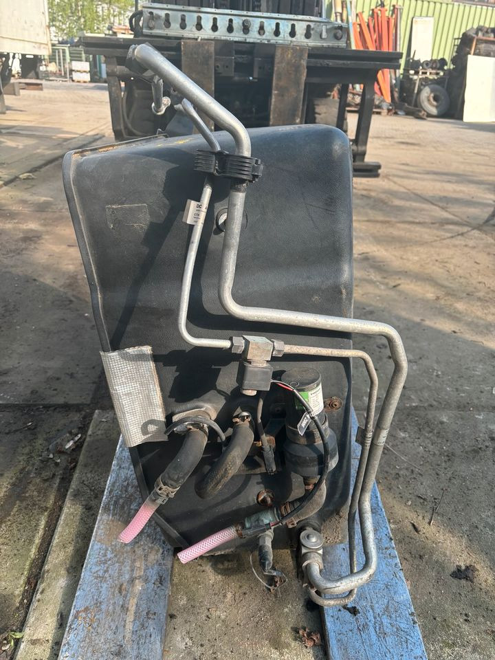Actros MP4 Verdampfer Klimaanlage (Klimaverdampfer) A9608302160 - Sistema de arrefecimento para Camião: foto 5 Actros MP4 Verdampfer Klimaanlage (Klimaverdampfer) A9608302160 - Sistema de arrefecimento para Camião: foto 5