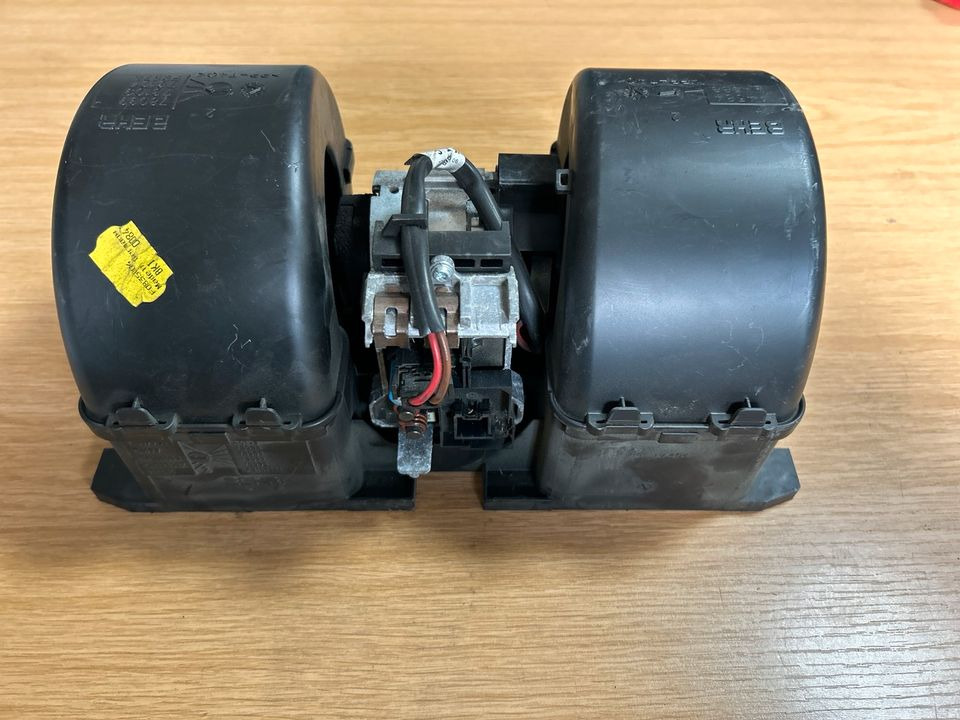DAF CF Klimaanlage Motor A4584/A4588 - Sistema de arrefecimento para Camião: foto 5 DAF CF Klimaanlage Motor A4584/A4588 - Sistema de arrefecimento para Camião: foto 5