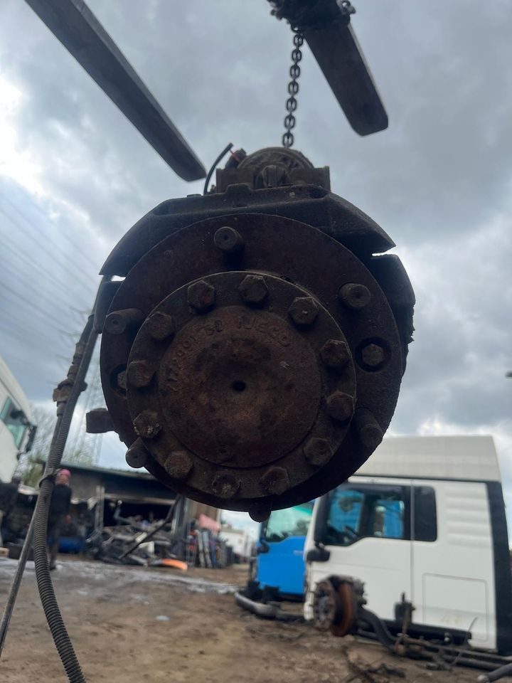 IVECO 7,5t 2003 Hinterachse 13/43 Differential 7172797 - Eixo traseiro para Camião: foto 5 IVECO 7,5t 2003 Hinterachse 13/43 Differential 7172797 - Eixo traseiro para Camião: foto 5