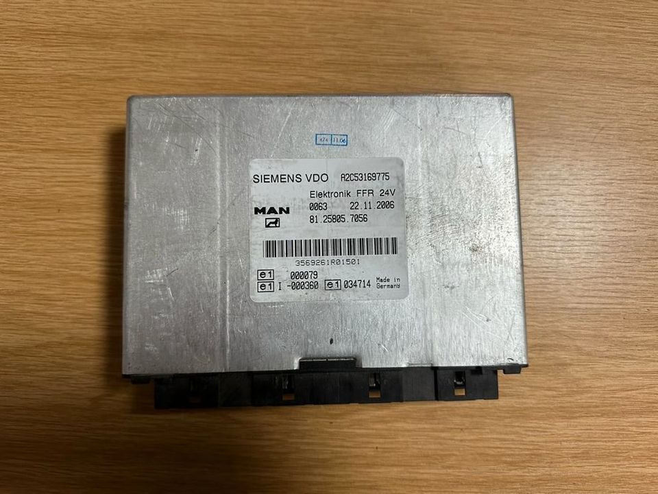 MAN SIEMENS VDO ELEKTRONIK FFR Steuergerät 81.25805.7056 - Centralina electrónica para Camião: foto 1 MAN SIEMENS VDO ELEKTRONIK FFR Steuergerät 81.25805.7056 - Centralina electrónica para Camião: foto 1