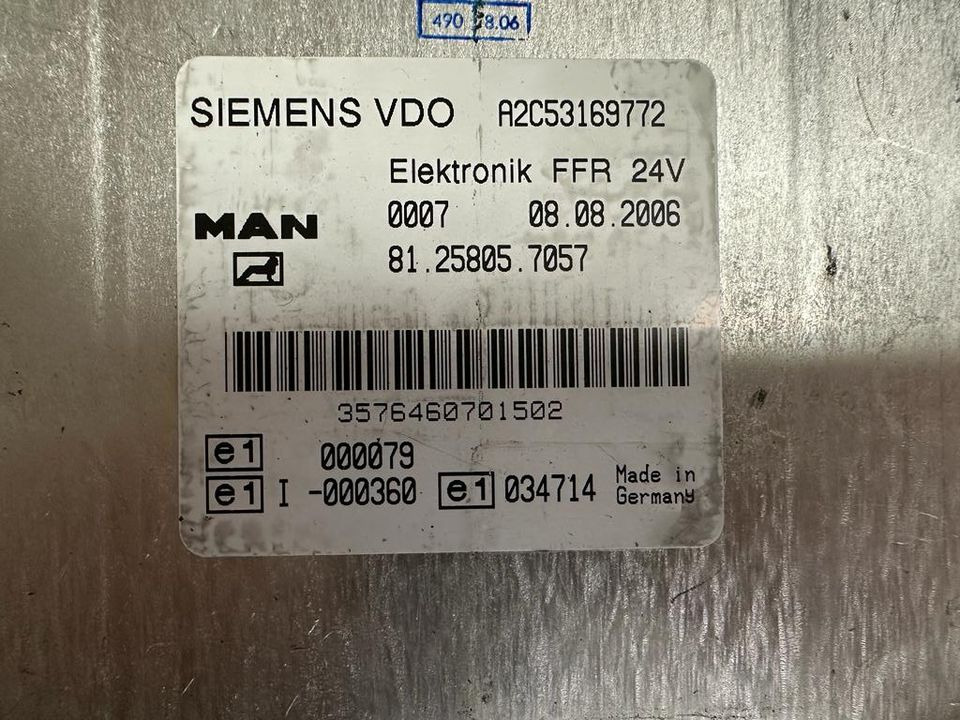 MAN SIEMENS VDO ELEKTRONIK FFR Steuergerät 81.25805.7057 - Centralina electrónica para Camião: foto 2 MAN SIEMENS VDO ELEKTRONIK FFR Steuergerät 81.25805.7057 - Centralina electrónica para Camião: foto 2